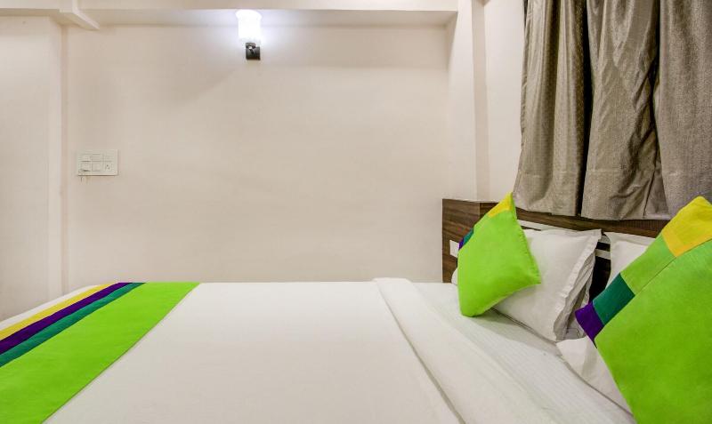 Treebo Kings Inn Vashi image