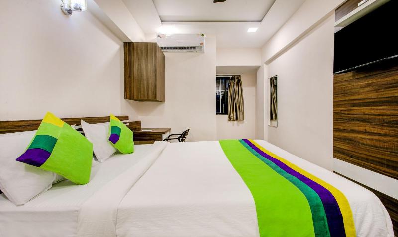 Treebo Kings Inn Vashi image