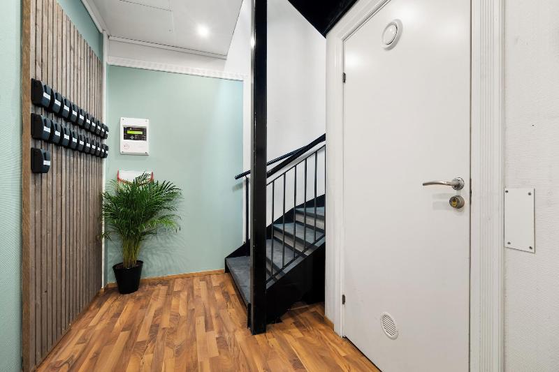 Budgetel Kong Oscars Gate 44