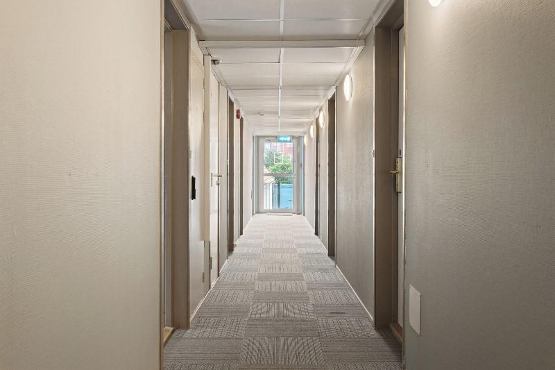 Budgetel Kong Oscars Gate 44 image