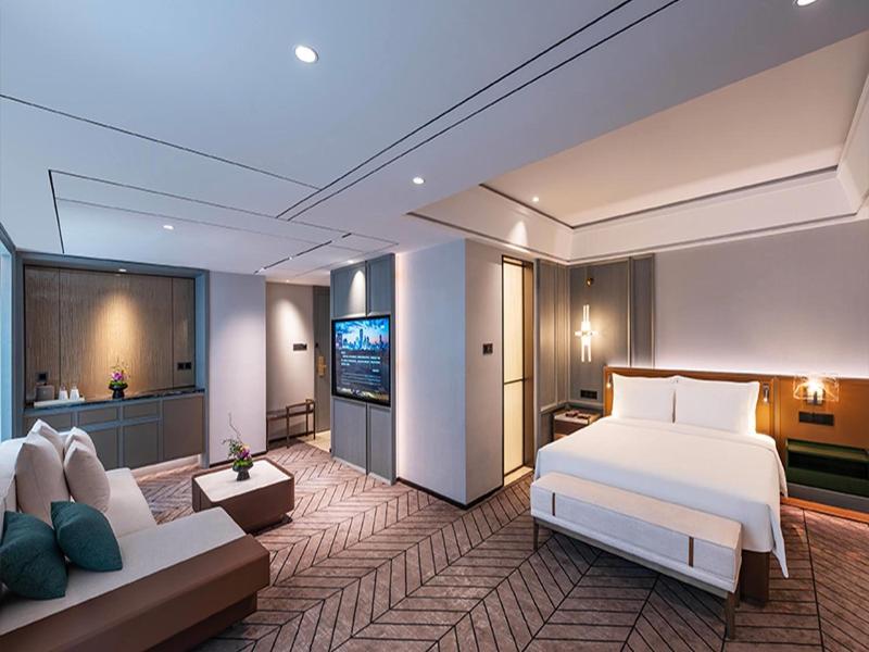 Wyndham Grand Plaza Royale Ningbo image