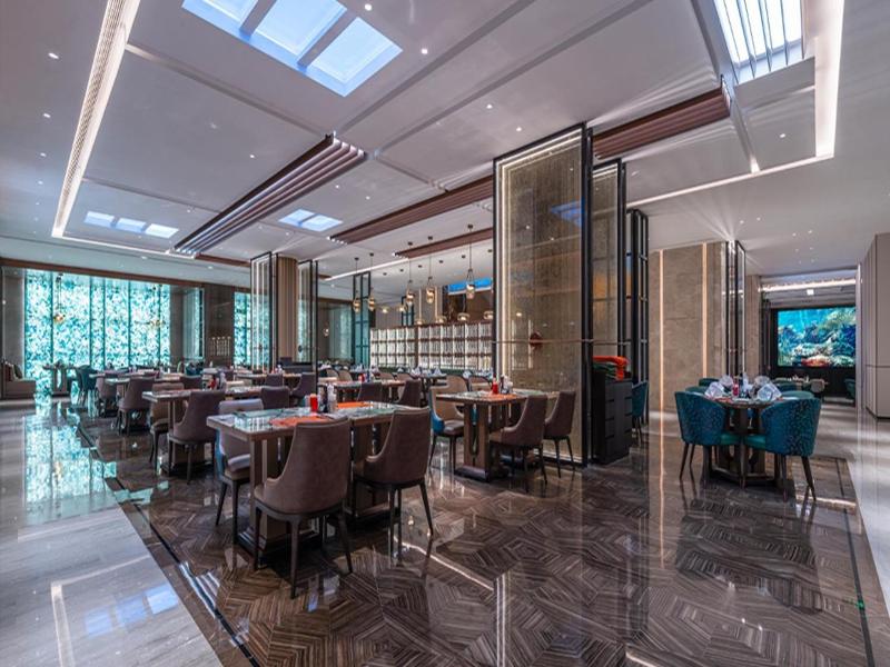 Wyndham Grand Plaza Royale Ningbo image