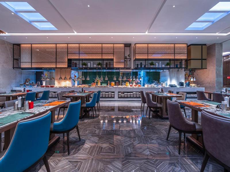 Wyndham Grand Plaza Royale Ningbo image