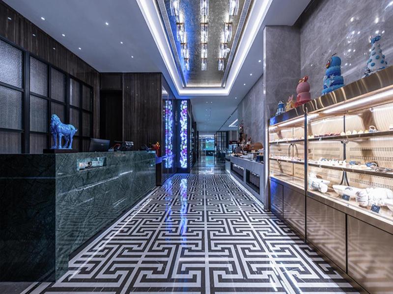 Wyndham Grand Plaza Royale Ningbo image