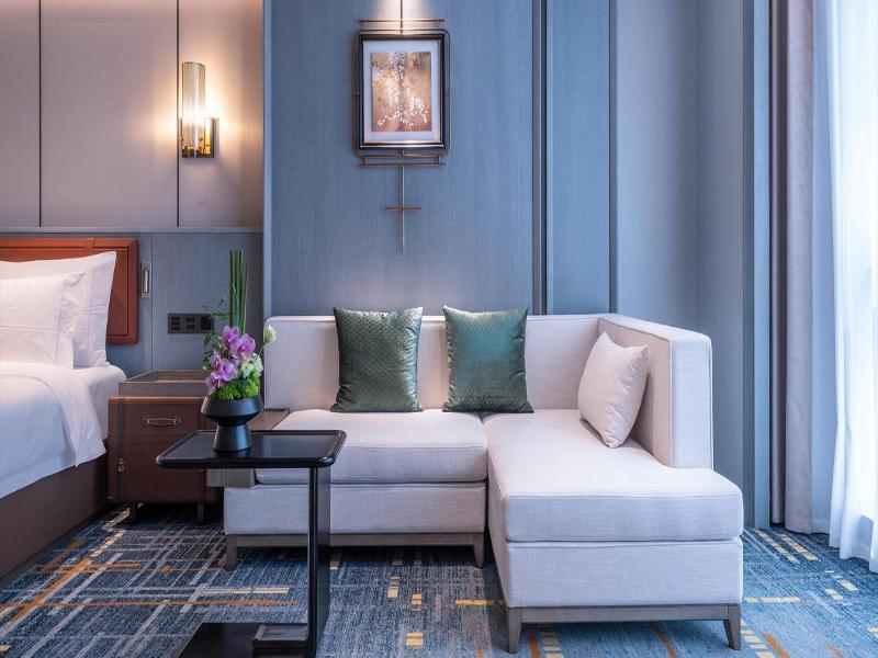Wyndham Grand Plaza Royale Ningbo image
