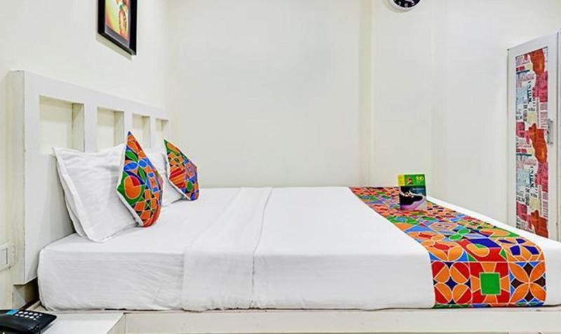 Fabhotel The Brown Tree image
