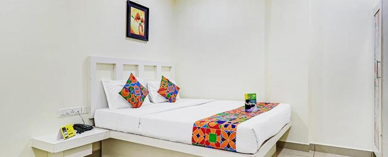 Fabhotel The Brown Tree image