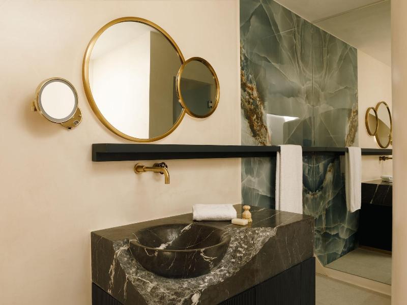 Elysian Retreat image