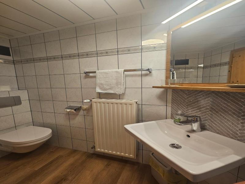 Landhotel Lacknerhof image