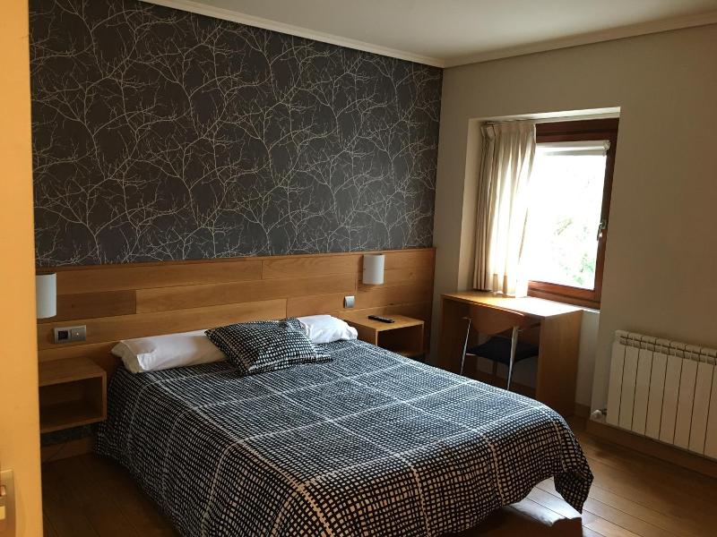 Hotel Errekagain image