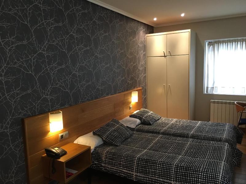 Hotel Errekagain image
