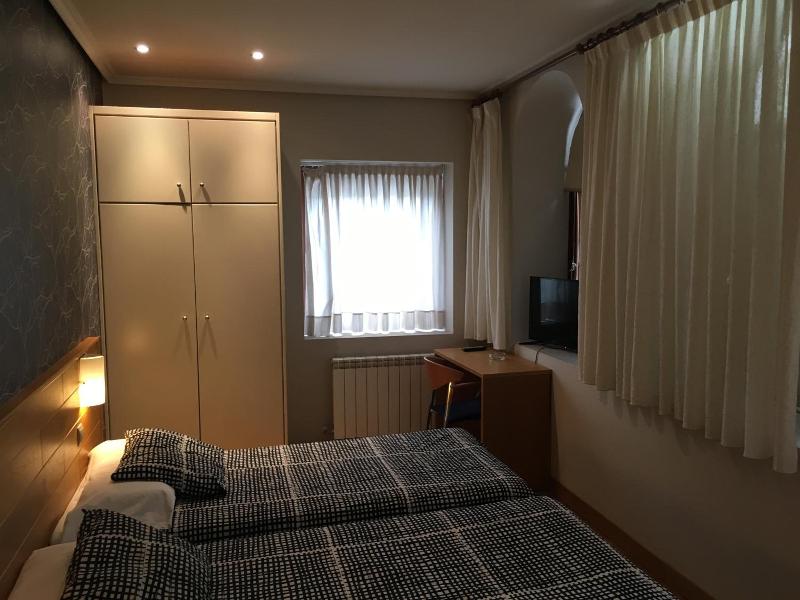 Hotel Errekagain image