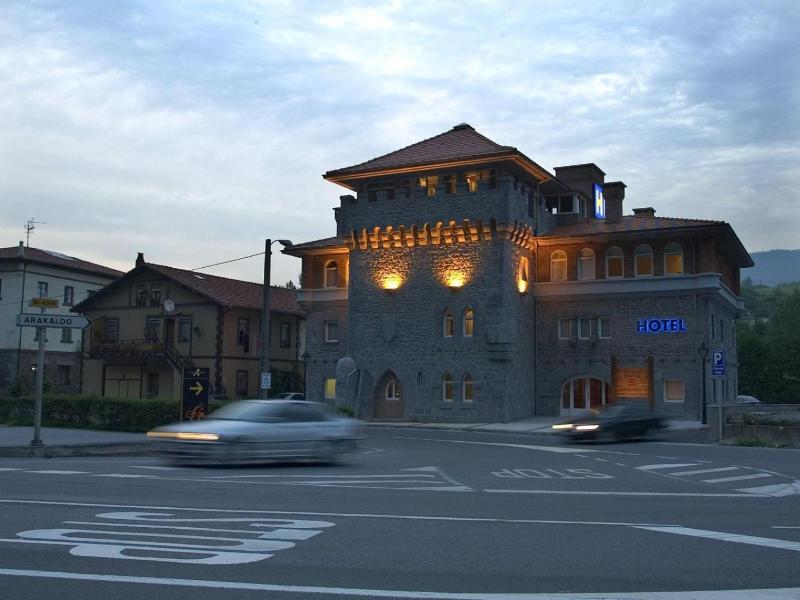 Hotel Errekagain image