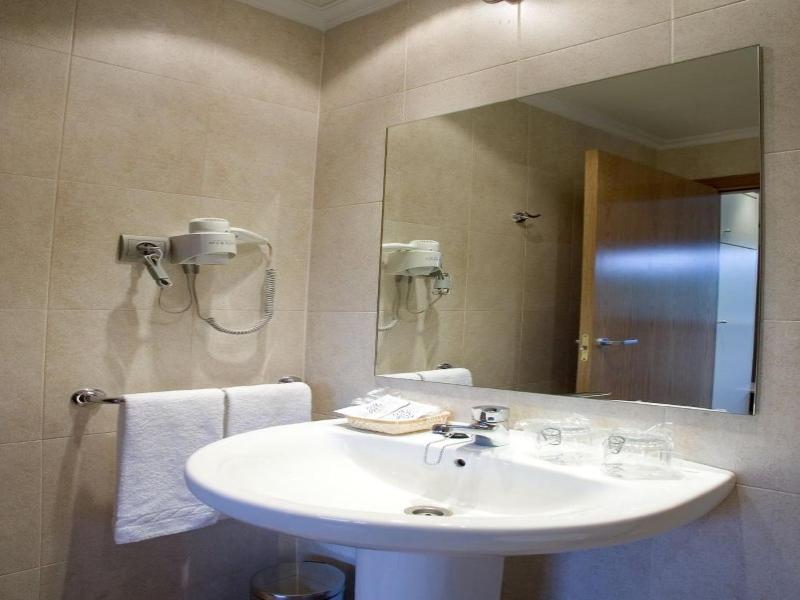 Hotel Errekagain image