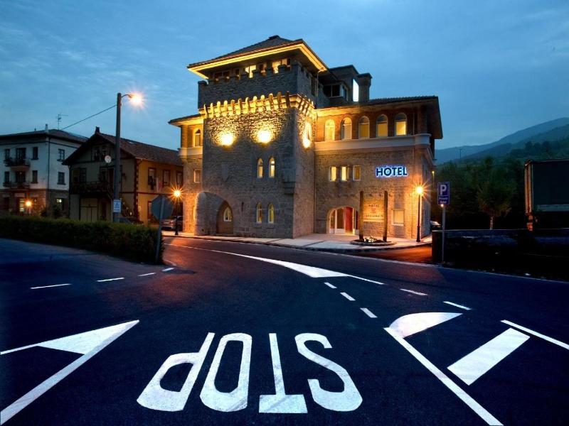 Hotel Errekagain image