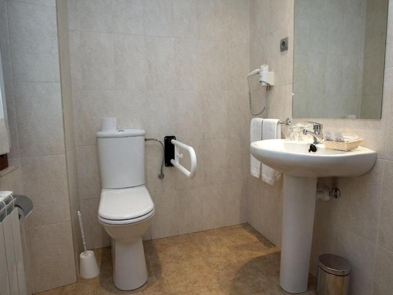 Hotel Errekagain image