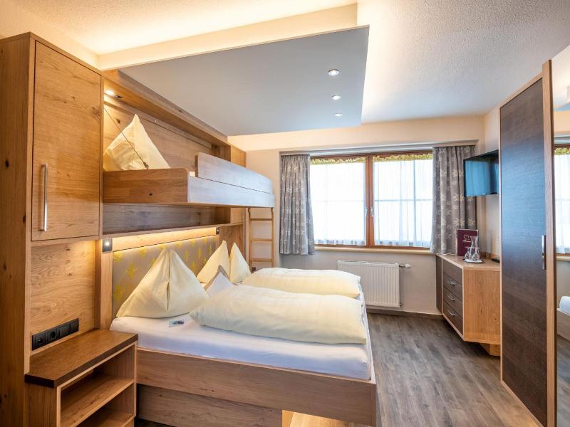 Bliem S Familienhotel image
