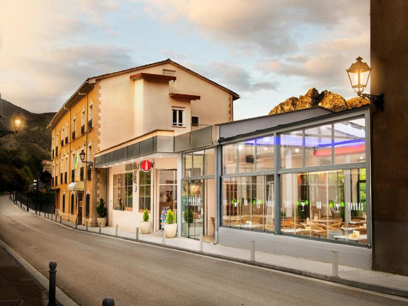 Hotel Parras Arnedillo image