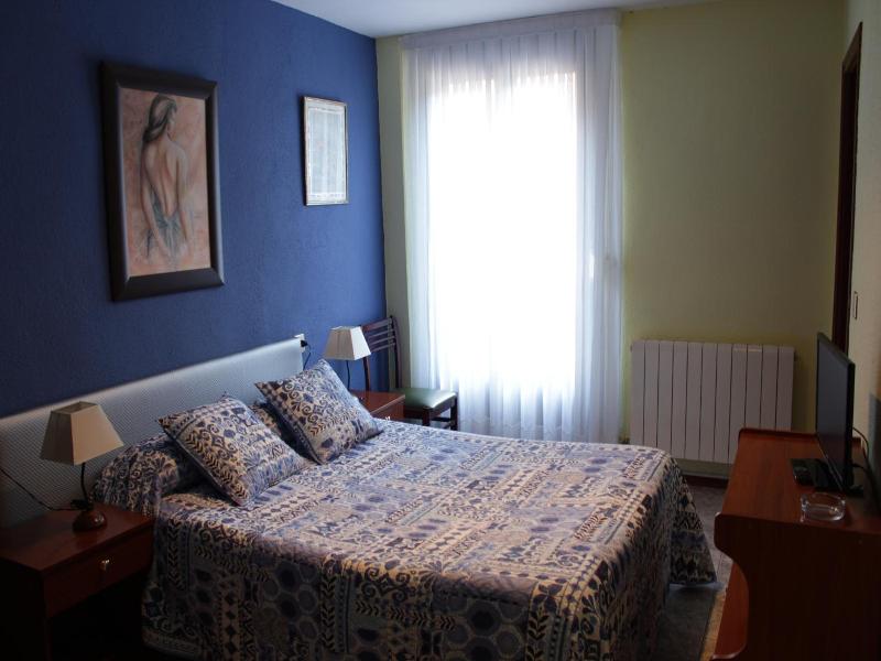 Hotel Parras Arnedillo image