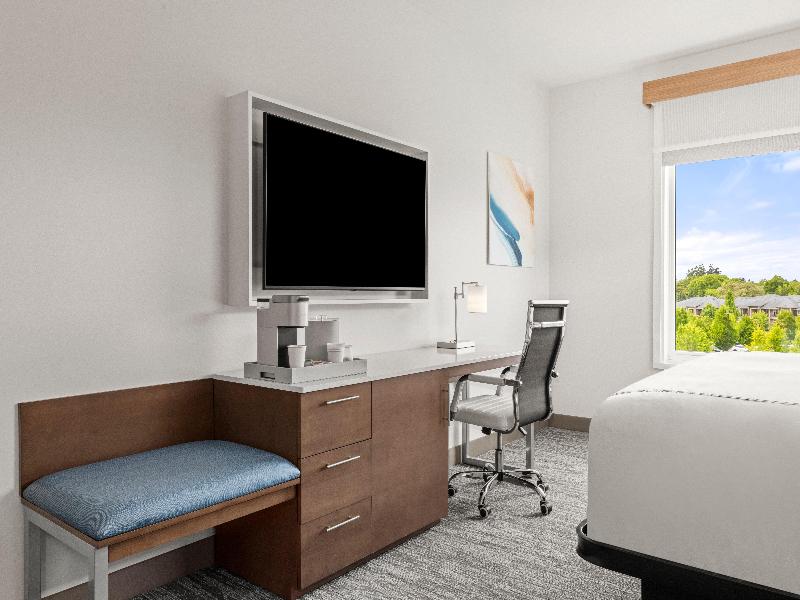 EVEN Portland - Beaverton, an IHG Hotel image