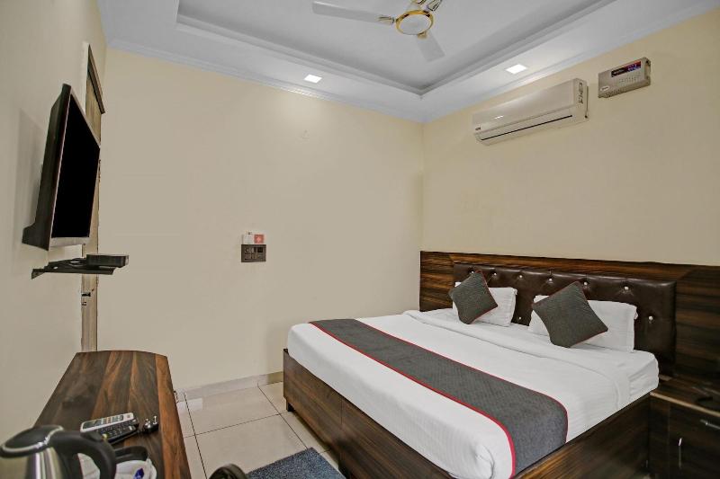 Imperial Hotel Noida image