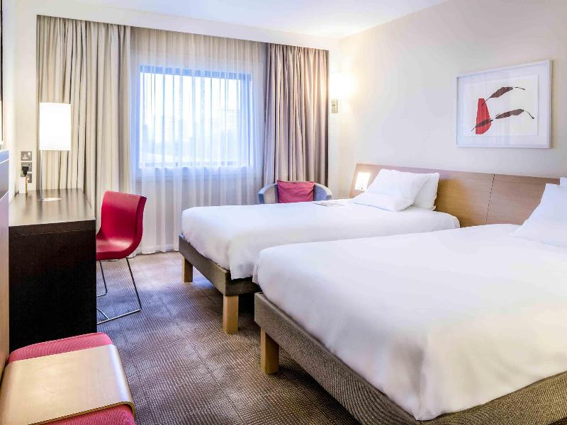 Novotel London Paddington image