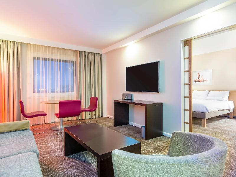 Novotel London Paddington image