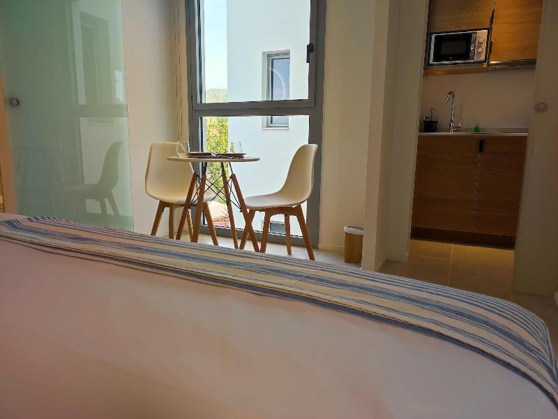 MYO Barcelona Hotel & Apartments image