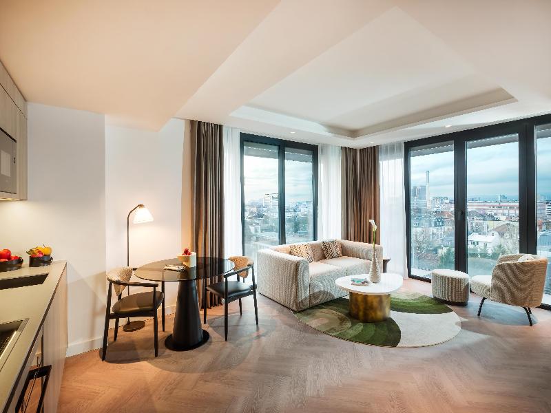 Kennedy 89 Hotel Frankfurt, part of Hyatt image
