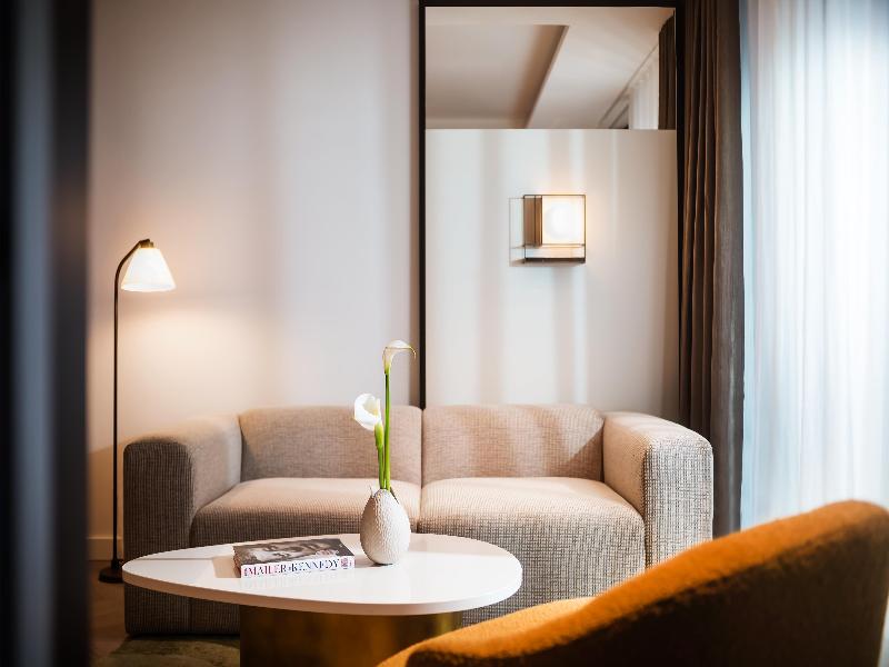 Kennedy 89 Hotel Frankfurt, part of Hyatt image