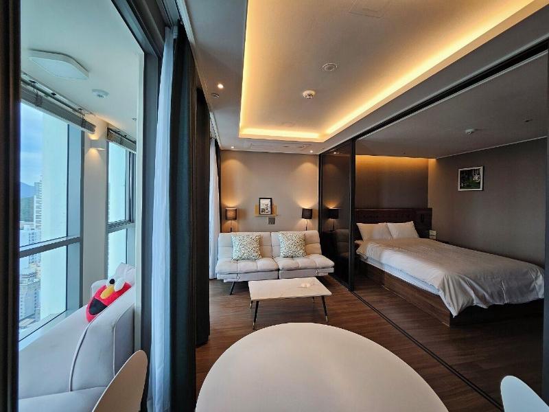 Elbon The Stay X A1with Haeundae image