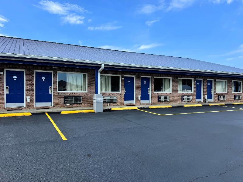 Travelodge by Wyndham Thomasville AL