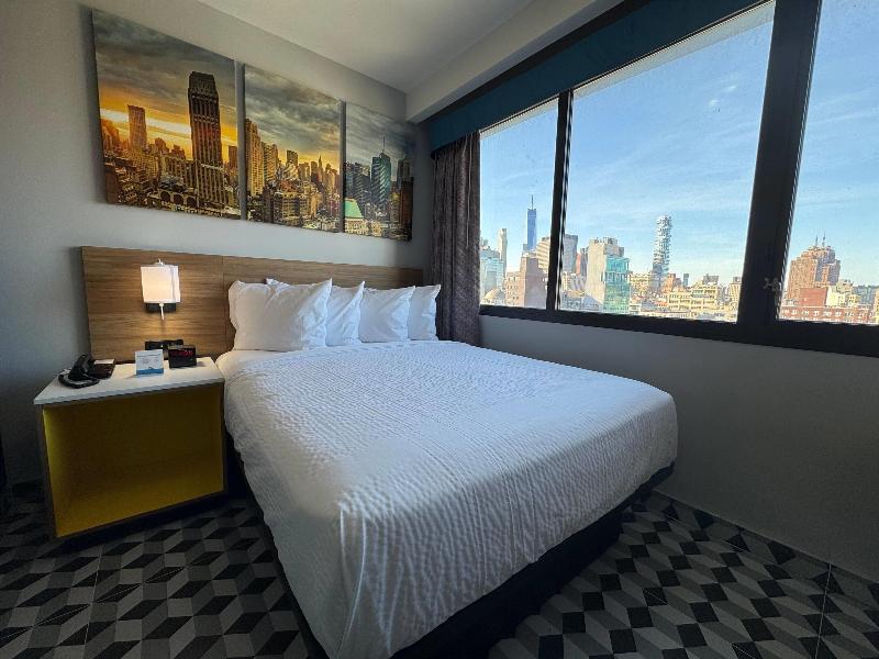 Days Inn by Wyndham New York Chinatown image