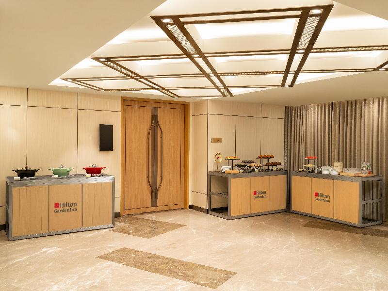 Hilton Garden Inn Mumbai International Airport image