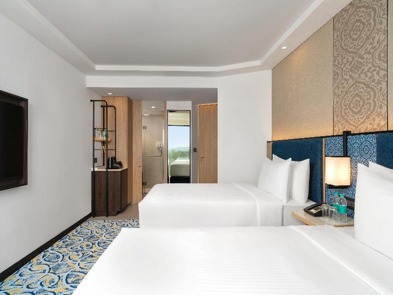 Hilton Garden Inn Mumbai International Airport image