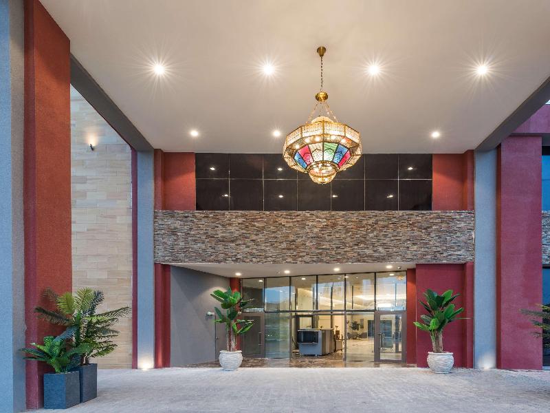 Best Western Plus Al Qurayyat City Center image