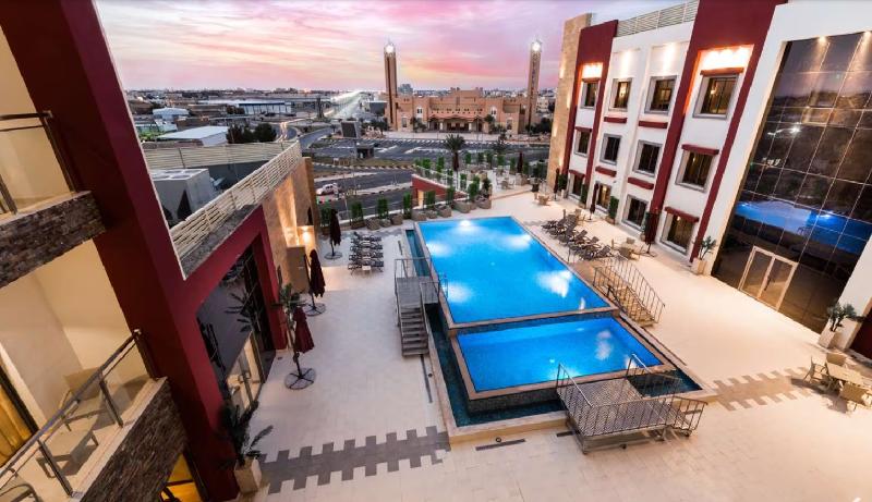 Best Western Plus Al Qurayyat City Center image