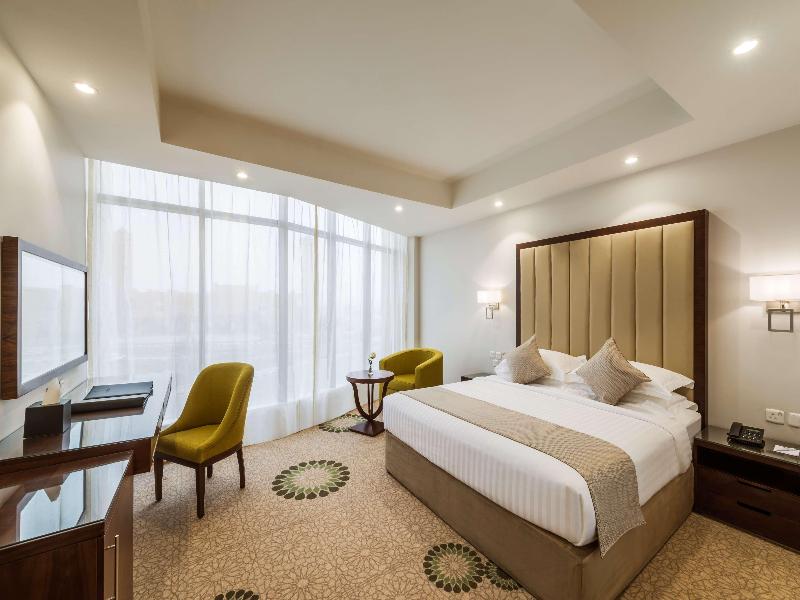 Best Western Plus Al Qurayyat City Center image