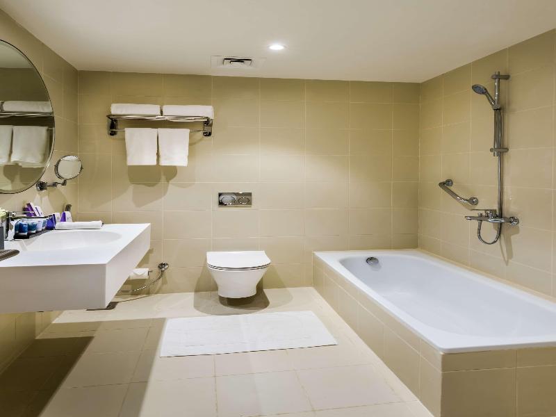 Best Western Plus Al Qurayyat City Center image