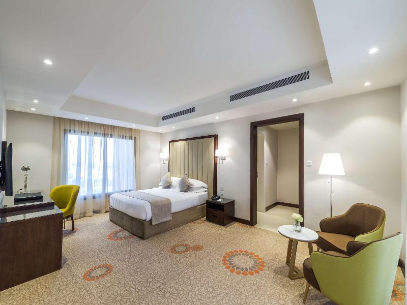 Best Western Plus Al Qurayyat City Center image