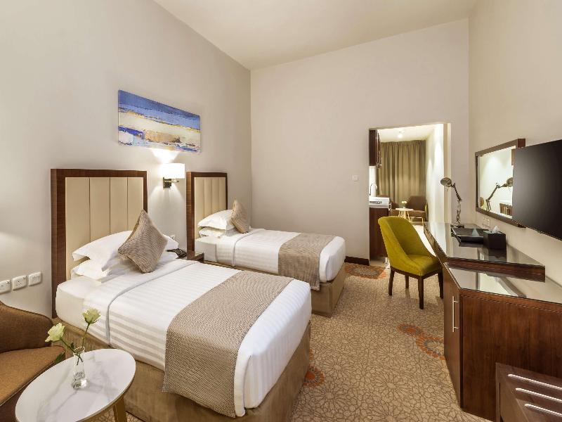 Best Western Plus Al Qurayyat City Center image