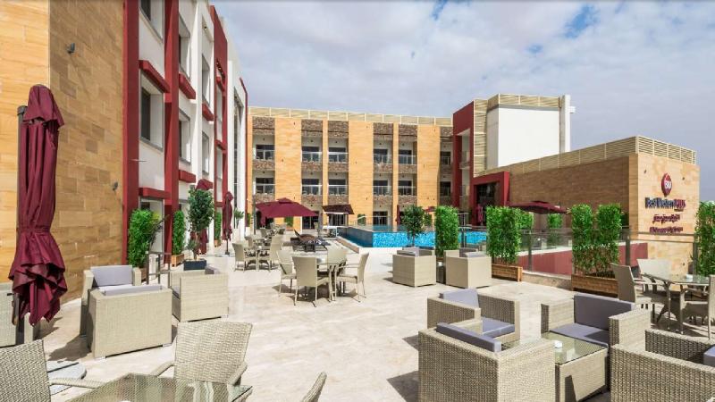 Best Western Plus Al Qurayyat City Center image
