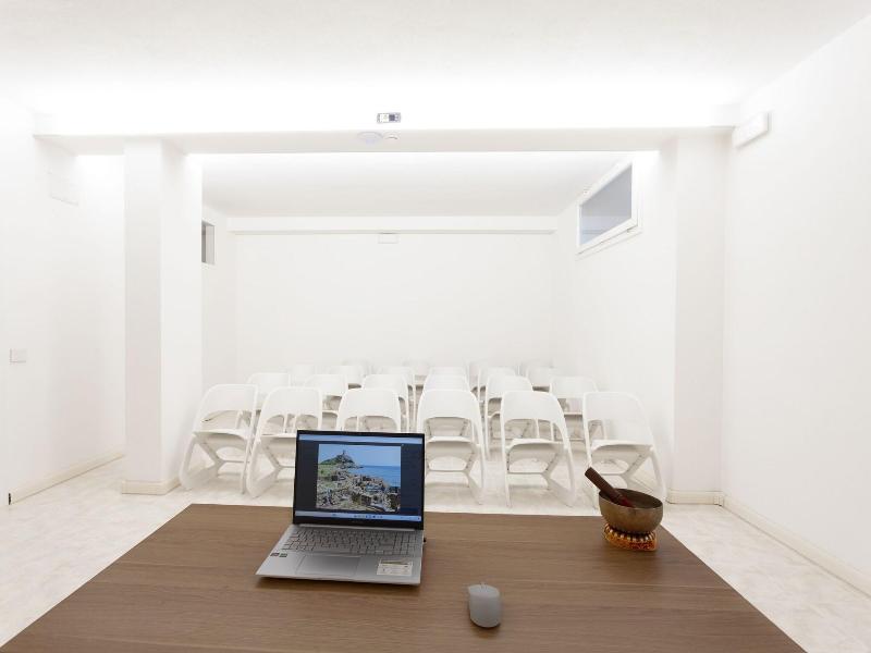 Glorian Hotel image
