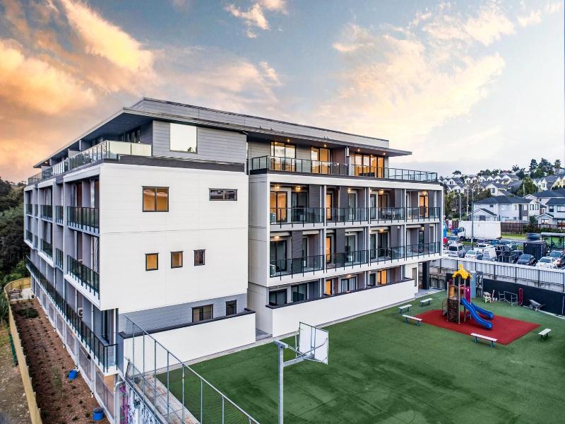 Sunrise Garden Suites image