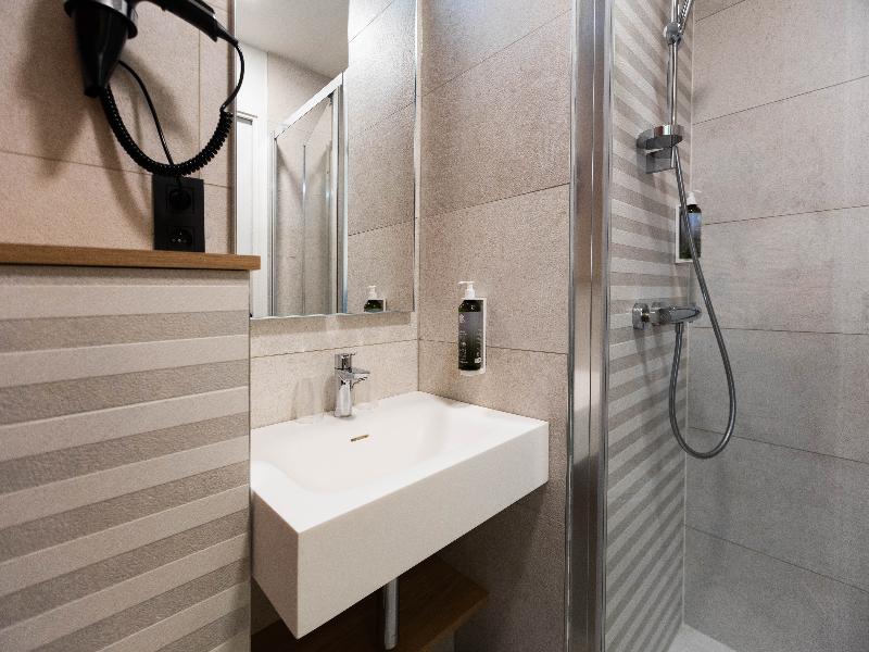 All Suites Hotel |Paris Pleyel - L'Ile Saint Denis image