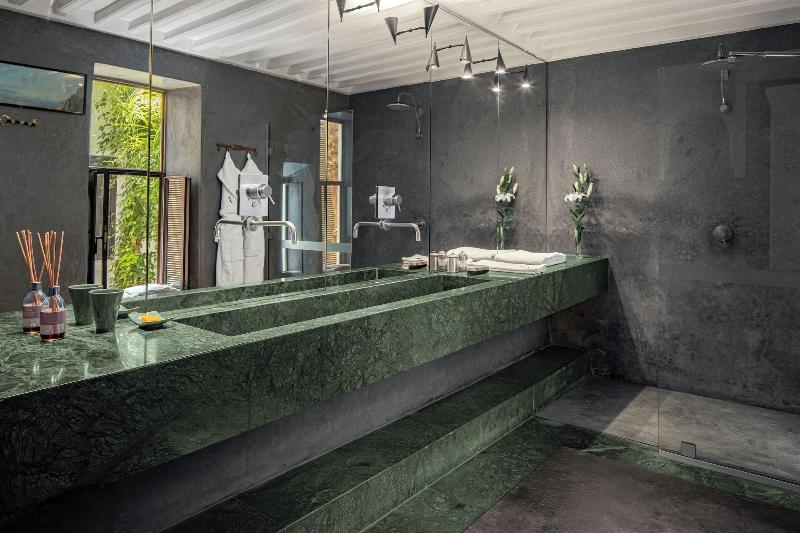 Riad Jaaneman image