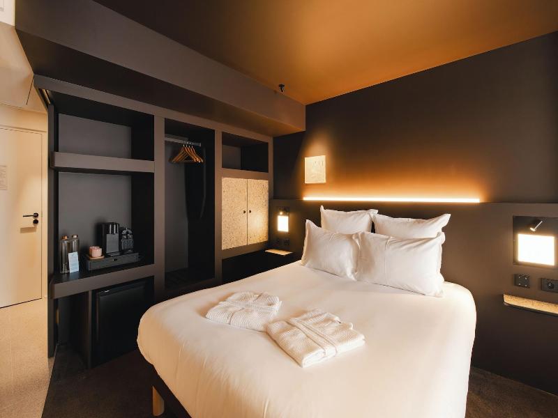 Bizipoz Hotel image