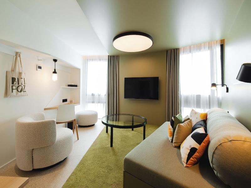 Bizipoz Hotel image