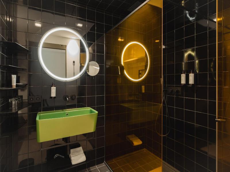 Bizipoz Hotel image