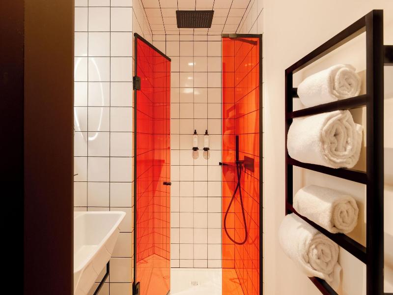 Bizipoz Hotel image